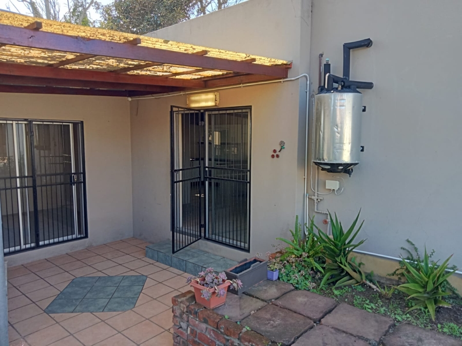 4 Bedroom Property for Sale in Greenfields Eastern Cape